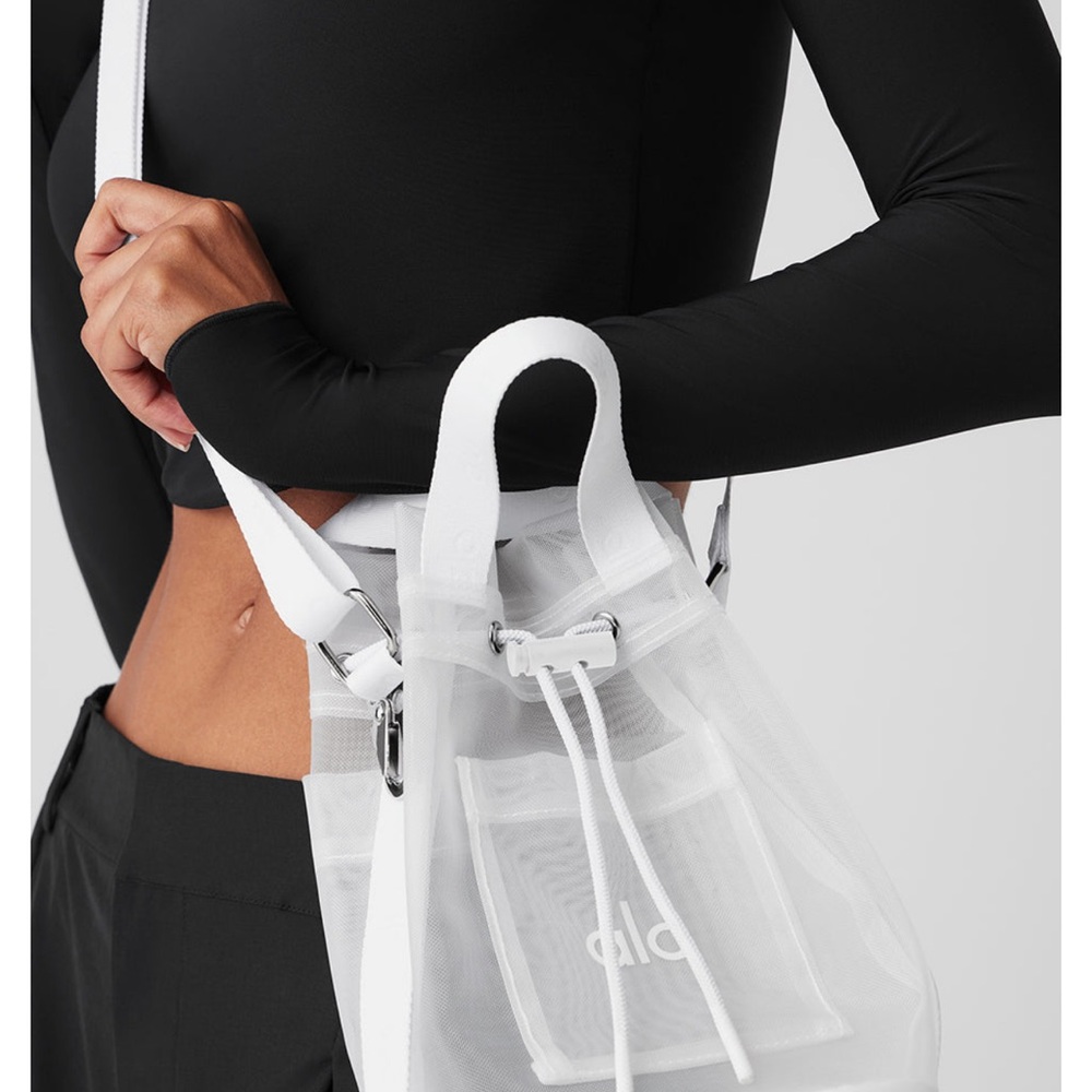 🤍ALO 🤍 Sheer Crossbody Bucket Bag - Picture 2 of 5
